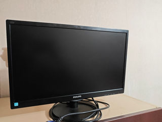 Монитор Philips 21.5" 223V5LSB2/62(10) [60Hz, 1920x1080, TN, LED, 10M:1, 5 ms, 90/65, D-Sub] foto 2