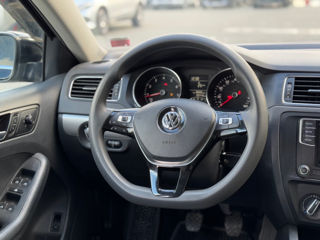 Volkswagen Jetta foto 9