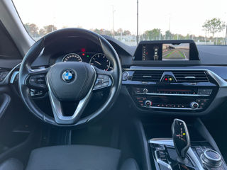 BMW 5 Series foto 10