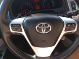 Toyota Avensis foto 6