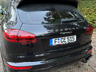 Porsche Cayenne foto 2