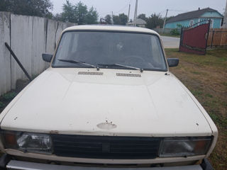 Lada / ВАЗ 2105 foto 1