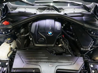 BMW 3 Series foto 6