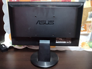 Монитор - Asus VW-197 foto 2