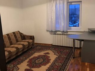 Apartament cu 2 camere, 73 m², Telecentru, Chișinău foto 2