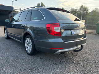 Skoda Superb foto 4