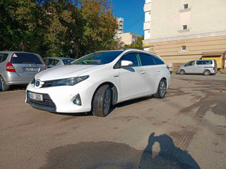 Toyota Auris foto 1