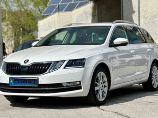 Skoda Octavia foto 3