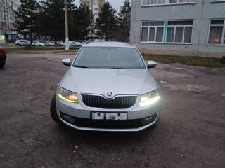 Skoda Octavia foto 2