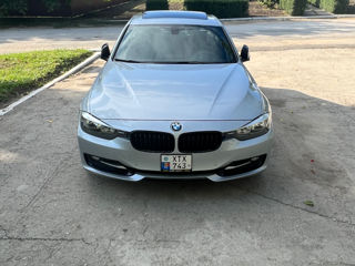 BMW 3 Series foto 1