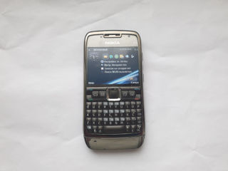 Nokia E71