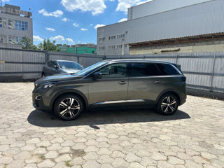 Peugeot 5008 foto 3