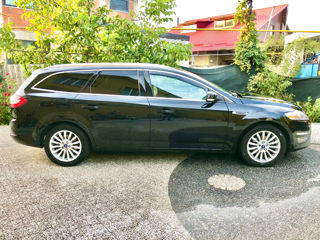 Ford Mondeo foto 4