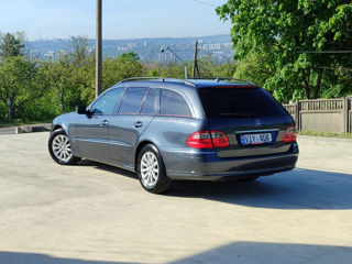 Mercedes E-Class foto 2