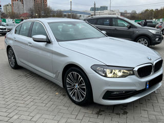 BMW 5 Series foto 3