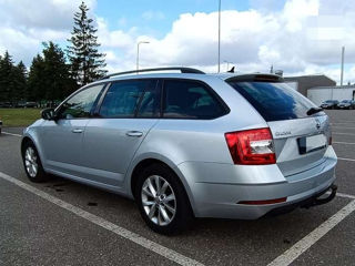 Skoda Octavia foto 3