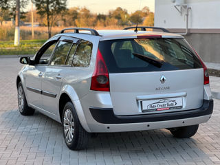 Renault Megane foto 10