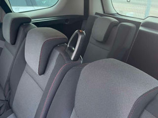 Renault Grand Scenic foto 8