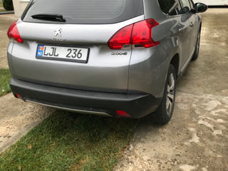 Peugeot 2008 foto 4