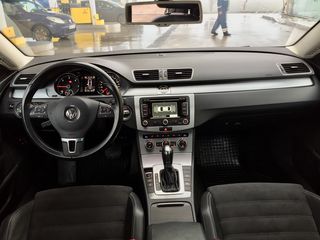 Volkswagen Passat CC foto 7