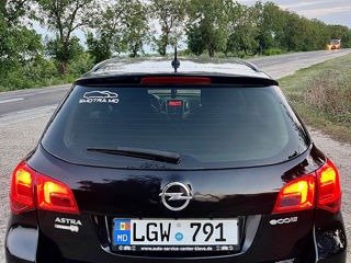 Opel Astra foto 2