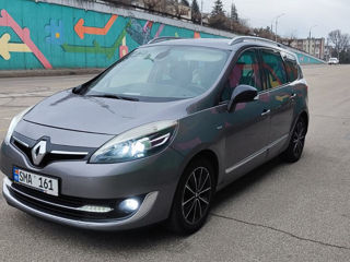 Renault Grand Scenic foto 2