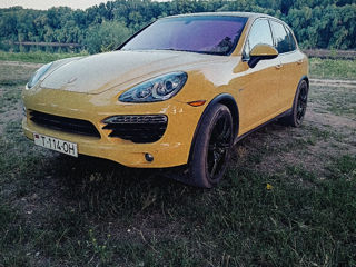 Porsche Cayenne foto 2