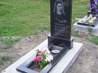 Monumente funerare изготовление памятников в кишиневе foto 7