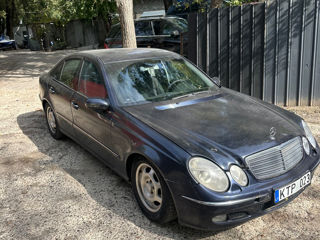 Mercedes E-Class foto 3