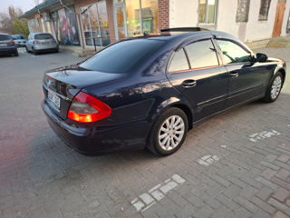 Mercedes E-Class foto 4