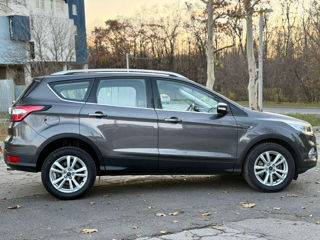 Ford Kuga foto 13