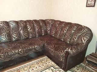Раскладной угловой диван (идеальное состояние)