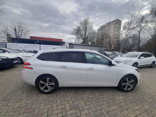 Peugeot 308 foto 14