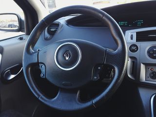 Renault Grand Scenic foto 6