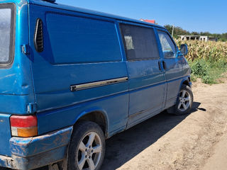 Volkswagen Transporter foto 3