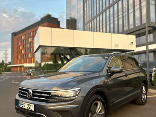 Volkswagen Tiguan foto 1