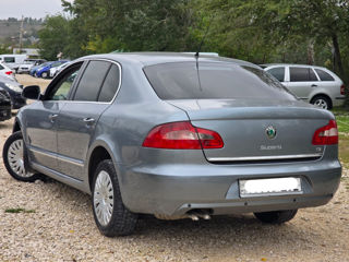 Skoda Superb foto 4