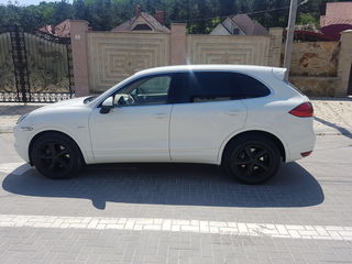 Porsche Cayenne foto 8