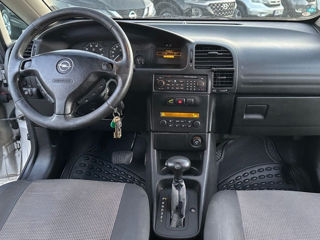 Opel Zafira foto 3