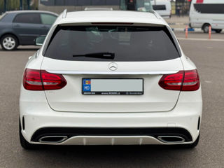 Mercedes C-Class foto 6