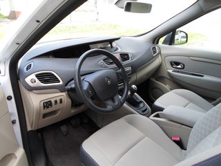 Renault Grand Scenic foto 7