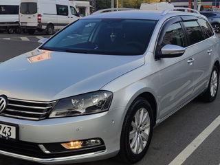 Volkswagen Passat foto 2