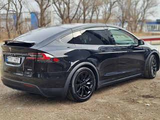 Tesla Model X foto 3