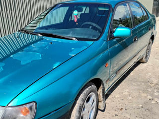 Toyota Carina foto 6