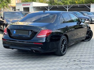 Mercedes E-Class foto 3