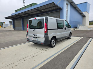 Opel Vivaro 2.0 CDTI foto 4