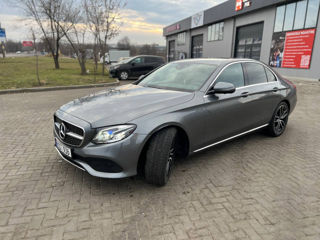 Mercedes E-Class foto 9