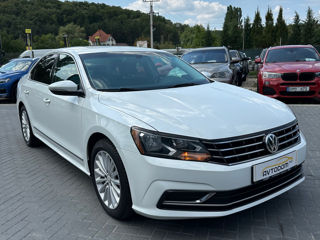 Volkswagen Passat foto 2