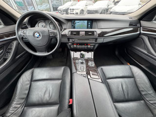 BMW 5 Series foto 8