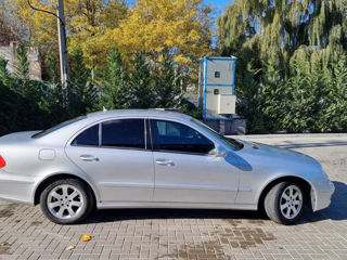 Mercedes E-Class foto 4